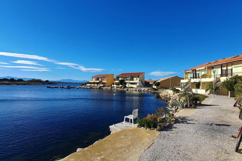 Appartement Coup De Coeur Les Pieds Dans L'Eau Le Barcarès Екстериор снимка
