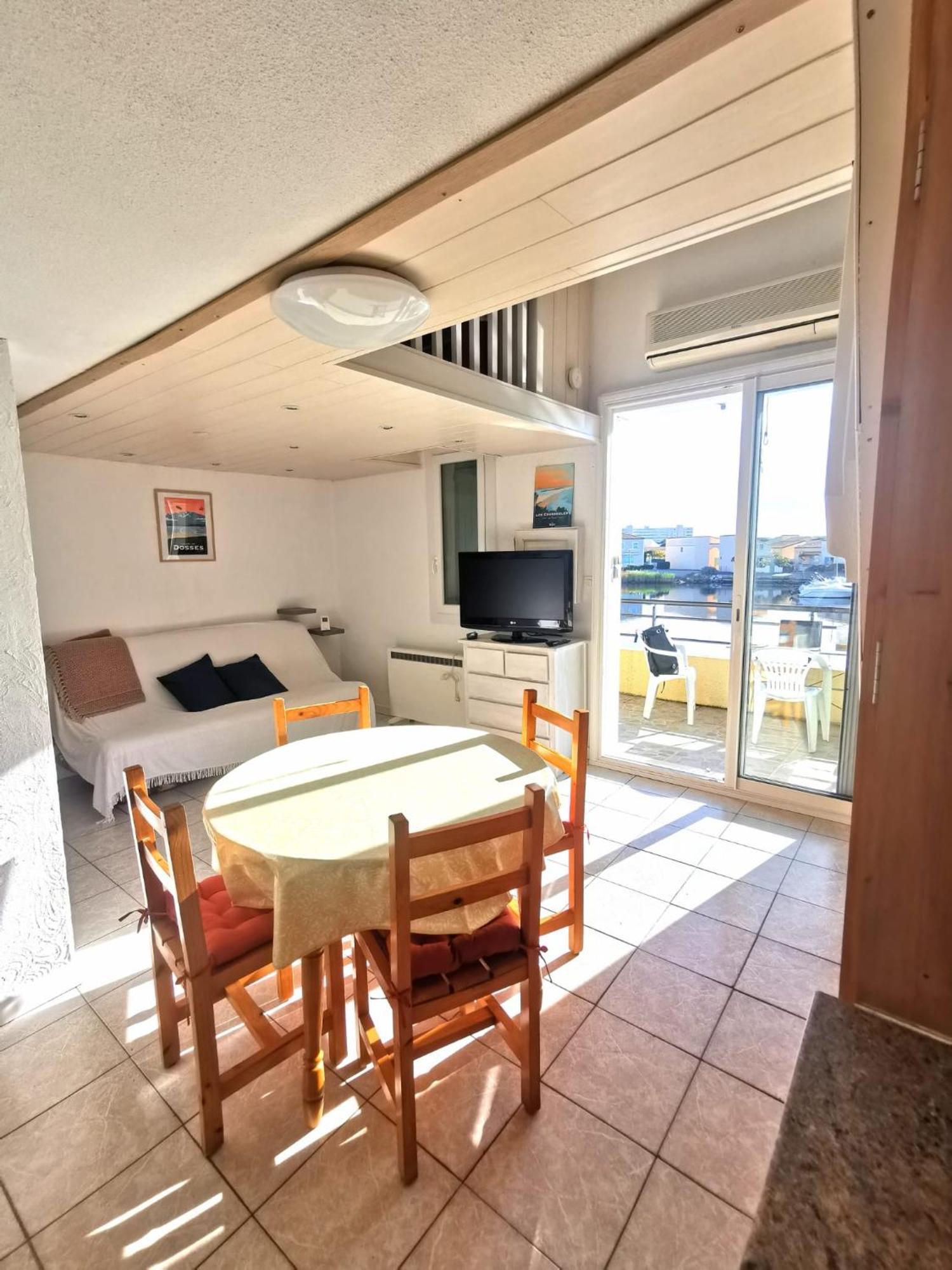 Appartement Coup De Coeur Les Pieds Dans L'Eau Le Barcarès Екстериор снимка